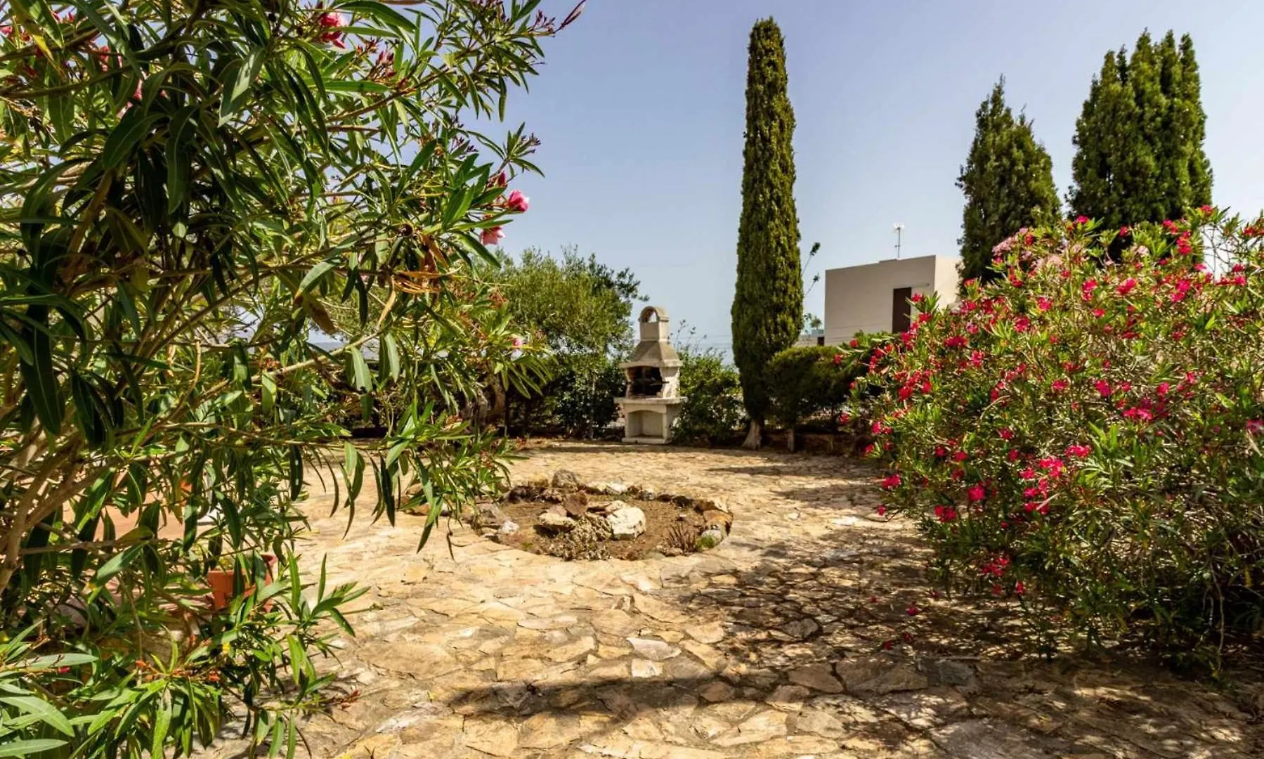 Cau Del Llop 70 Bonito Apartamento Con Jardin Llanca Apartment