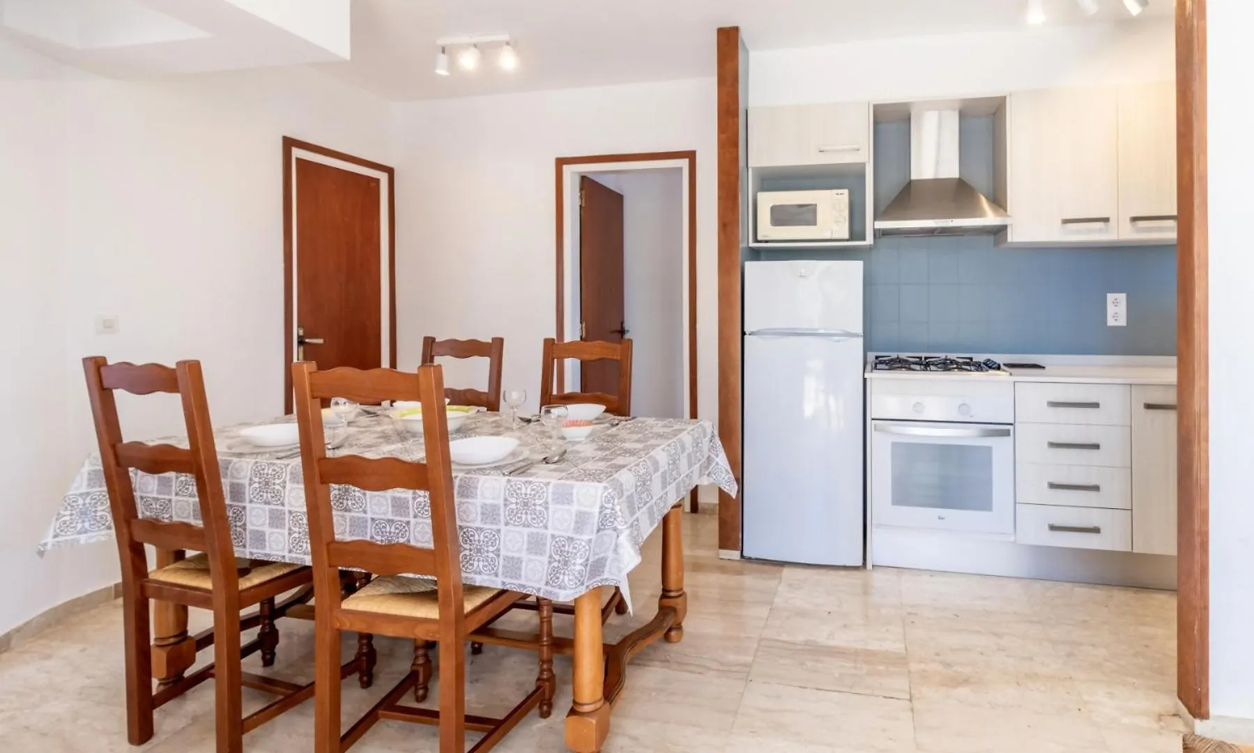 Cau Del Llop 70 Bonito Apartamento Con Jardin Llanca Spain