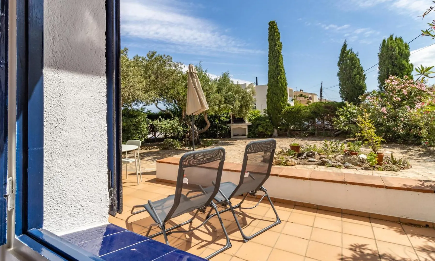 Cau Del Llop 70 Bonito Apartamento Con Jardin Llanca