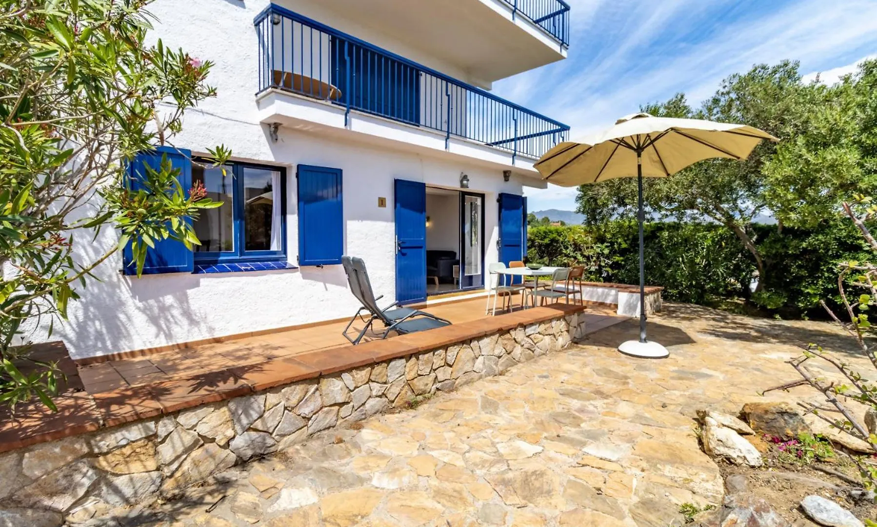 Cau Del Llop 70 Bonito Apartamento Con Jardin Llanca 0*,